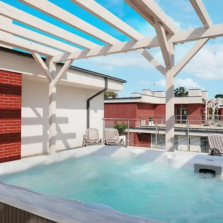 Aparthotel 8/25