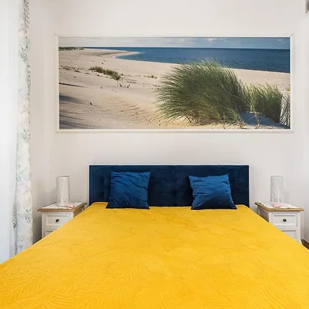 8/25 Apartmanhotel 4*